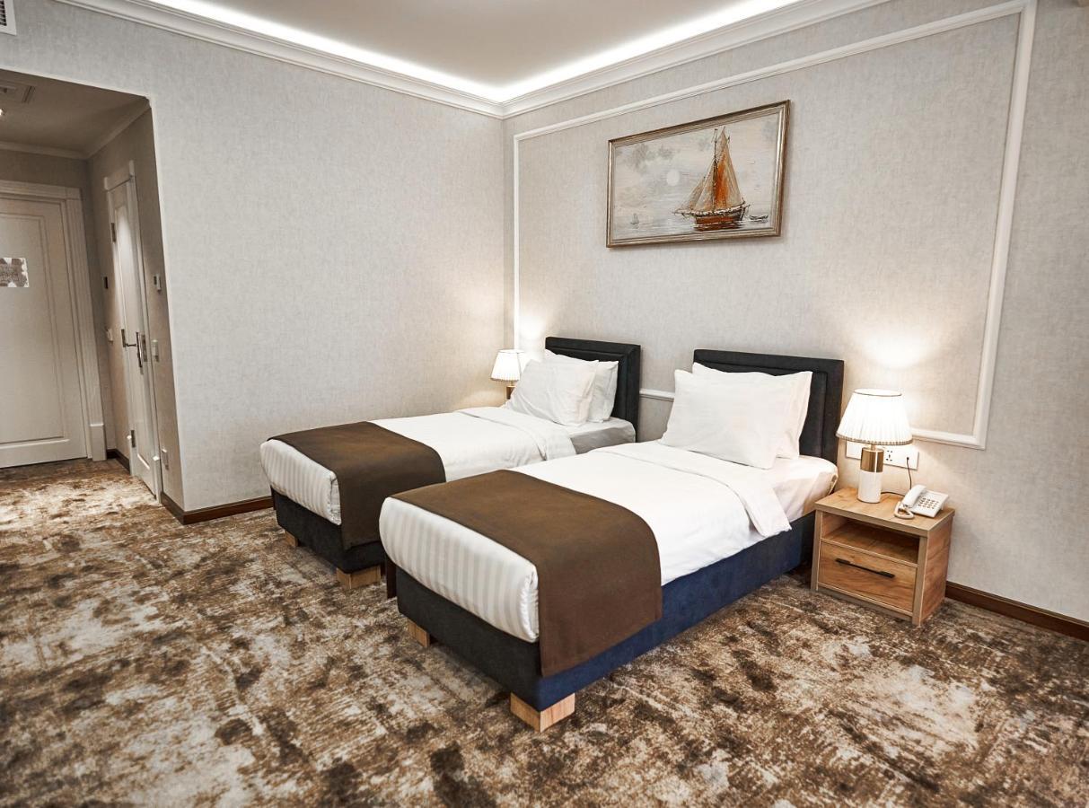 Garnet Hotel Tashkent Ngoại thất bức ảnh