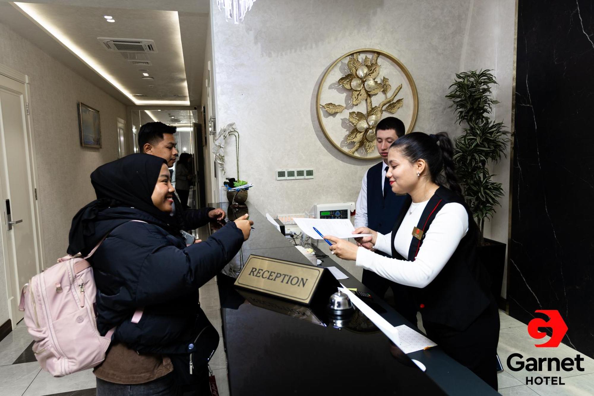 Garnet Hotel Tashkent Ngoại thất bức ảnh